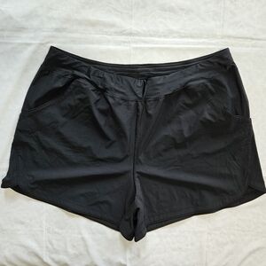 Lands End Womens 26W Black Athletic Shorts Activewear Mesh Pocket Inner Drawcord